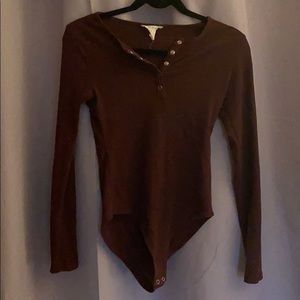 Long sleeve body suit